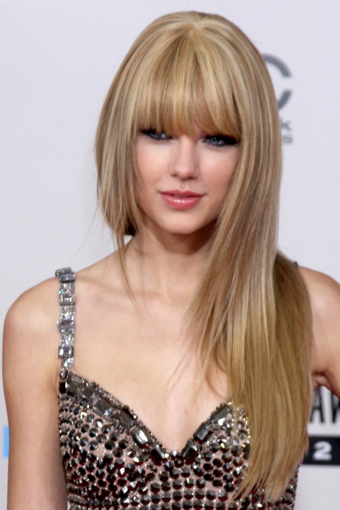 Ponytail Hairstyles With Blunt Bangs Taylor Swift Hair Styles