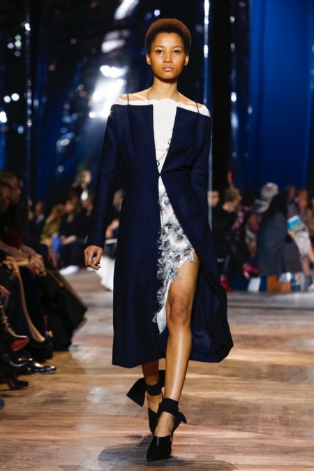 Dior Relies on the House Codes for Spring Couture