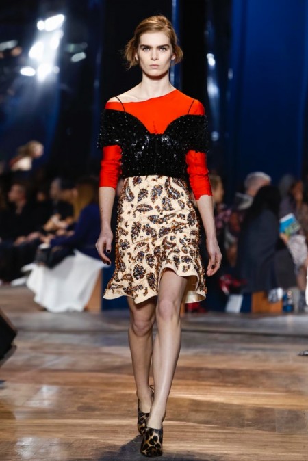 Dior Relies on the House Codes for Spring Couture