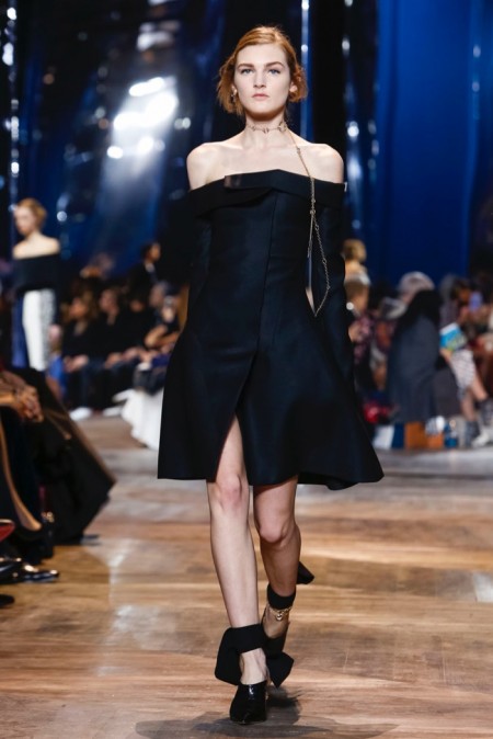 Dior Relies on the House Codes for Spring Couture
