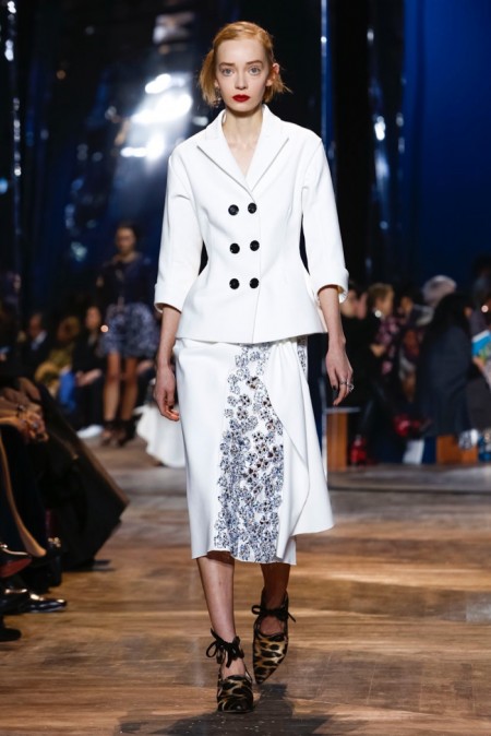 Dior Relies on the House Codes for Spring Couture