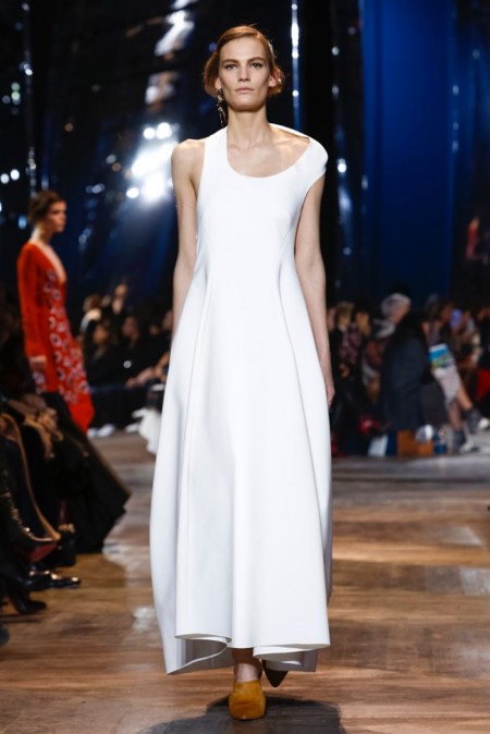 Dior Relies on the House Codes for Spring Couture