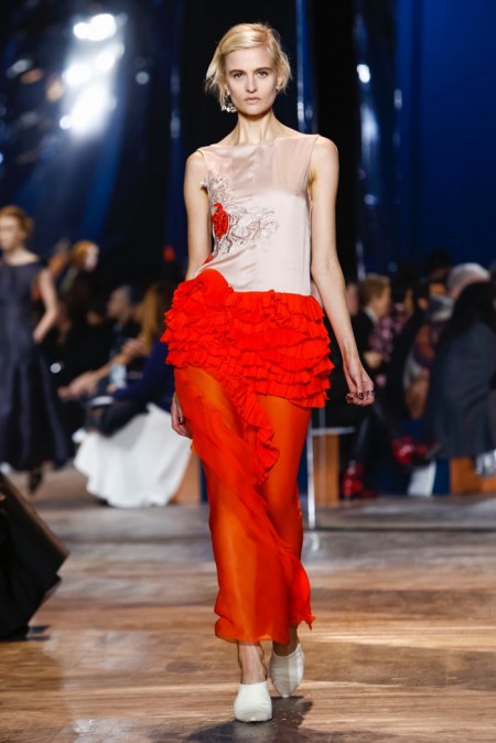 Dior Relies on the House Codes for Spring Couture
