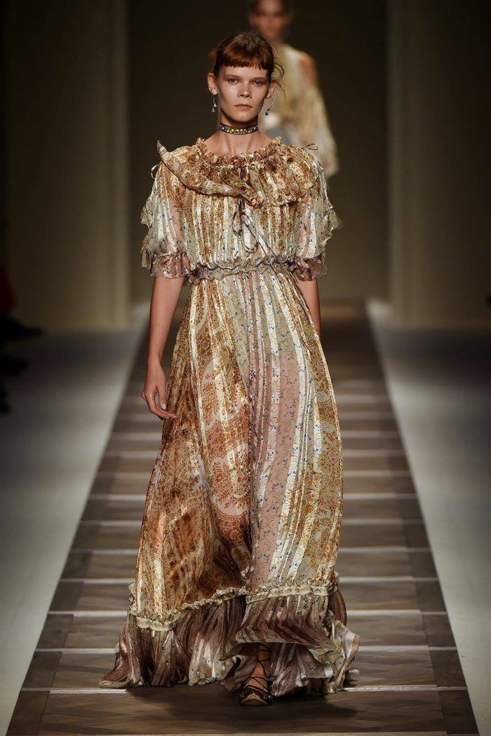 A look from Etro's spring-summer 2016 collection