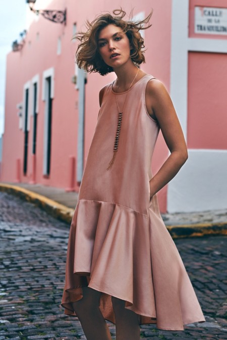 Arizona Muse Models Anthropologie's Dreamy Spring Dresses Arizona Muse Models Anthropologie's Dreamy Spring Dresses