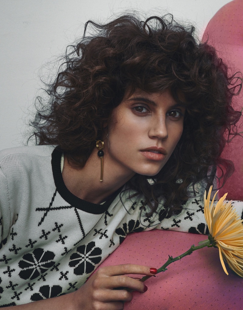 Antonina Petkovic models a curly hairstyle in Vogue Mexico editorial