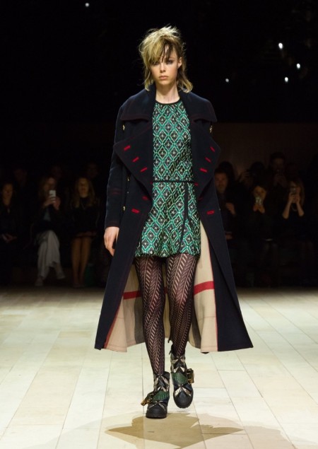 Burberry Unveils Shoppable Fall 2016 Collection