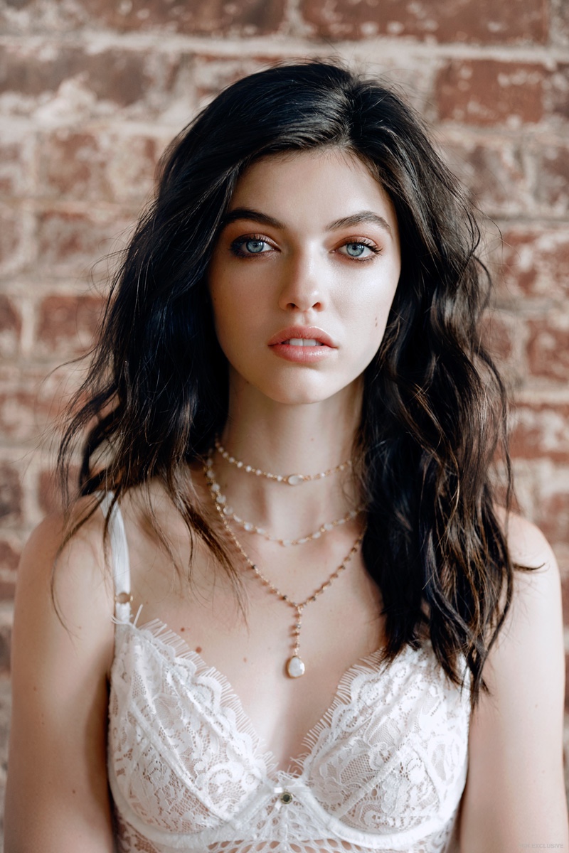 (On MJ) Gooseberry Intimates Honey Bee Body and Eleanor Kalle The Logan Ring, Ela Rae Three in One Midi/Pink Opal/Moonstone/Brown Moonstone Necklace