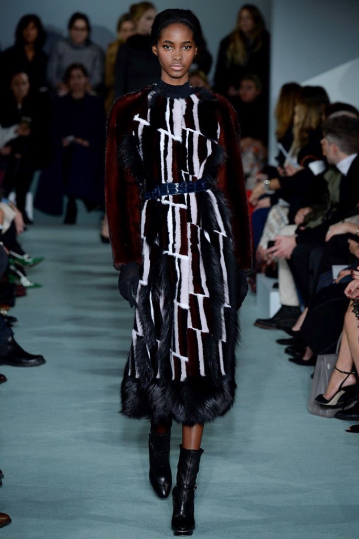 A look from Oscar de la Renta's fall-winter 2016 collection