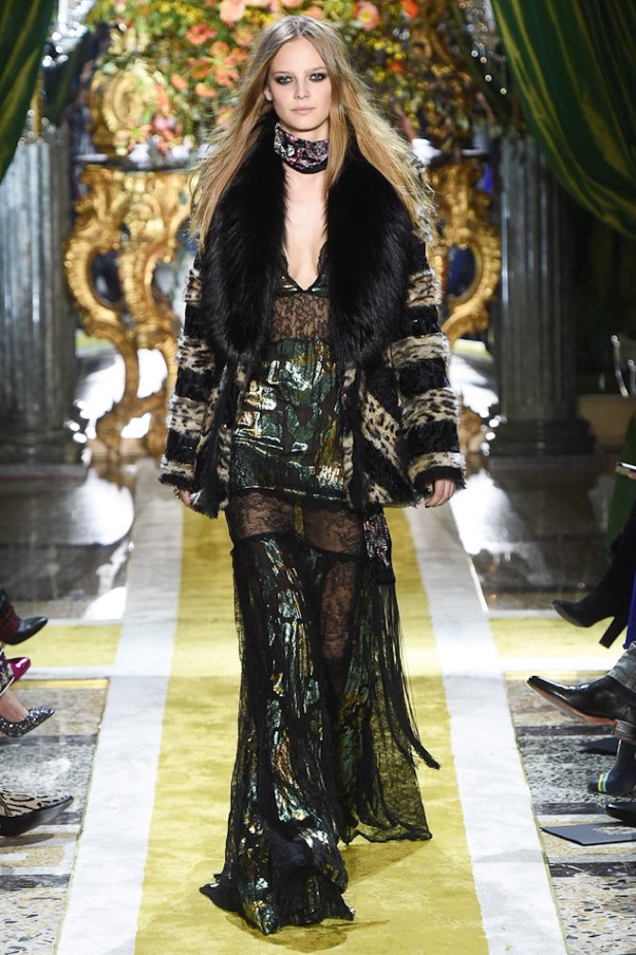 A look from Roberto Cavalli's fall-winter 2016 collection