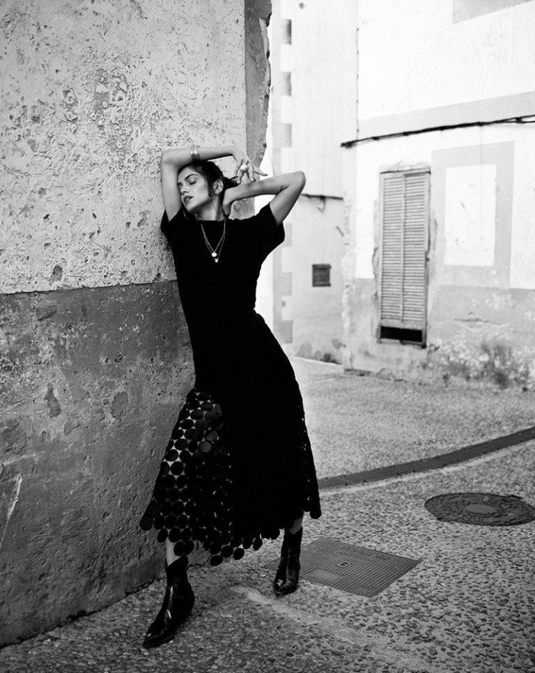 Amanda Wellsh Models Spanish Style for PORTER by Yelena Yemchuk ...