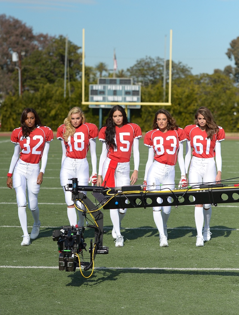 Adriana Lima, Alessandra Ambrosio, Jasmine Tookes, Elsa Hosk and Taylor Hill in Victoria's Secret Super Bowl 2016 Commercial