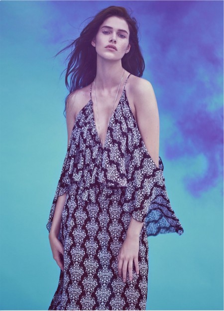 Zara Sets a Dreamy Scene for Spring 2016 Campaign