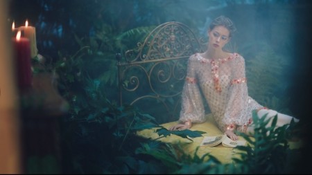 'Alice in Wonderland' Inspired This Enchanting Vogue China Editorial