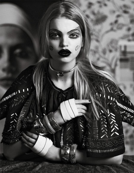 Daphne Groeneveld Goes Avant Garde for ZOO Magazine by David Roemer Daphne Groeneveld Goes Avant Garde for ZOO Magazine by David Roemer