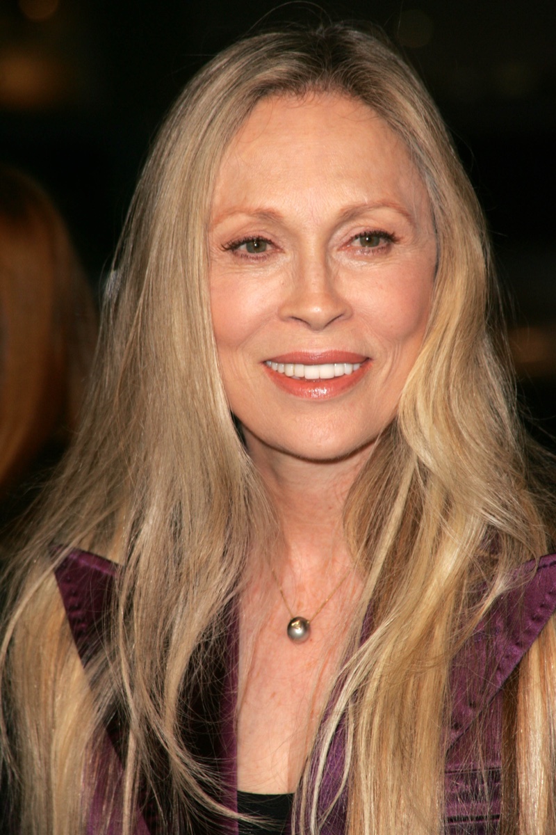 Faye Dunaway păr lung