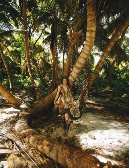 Surf's Up! Louise Pedersen Models Beach Fashion for ELLE Spain ...