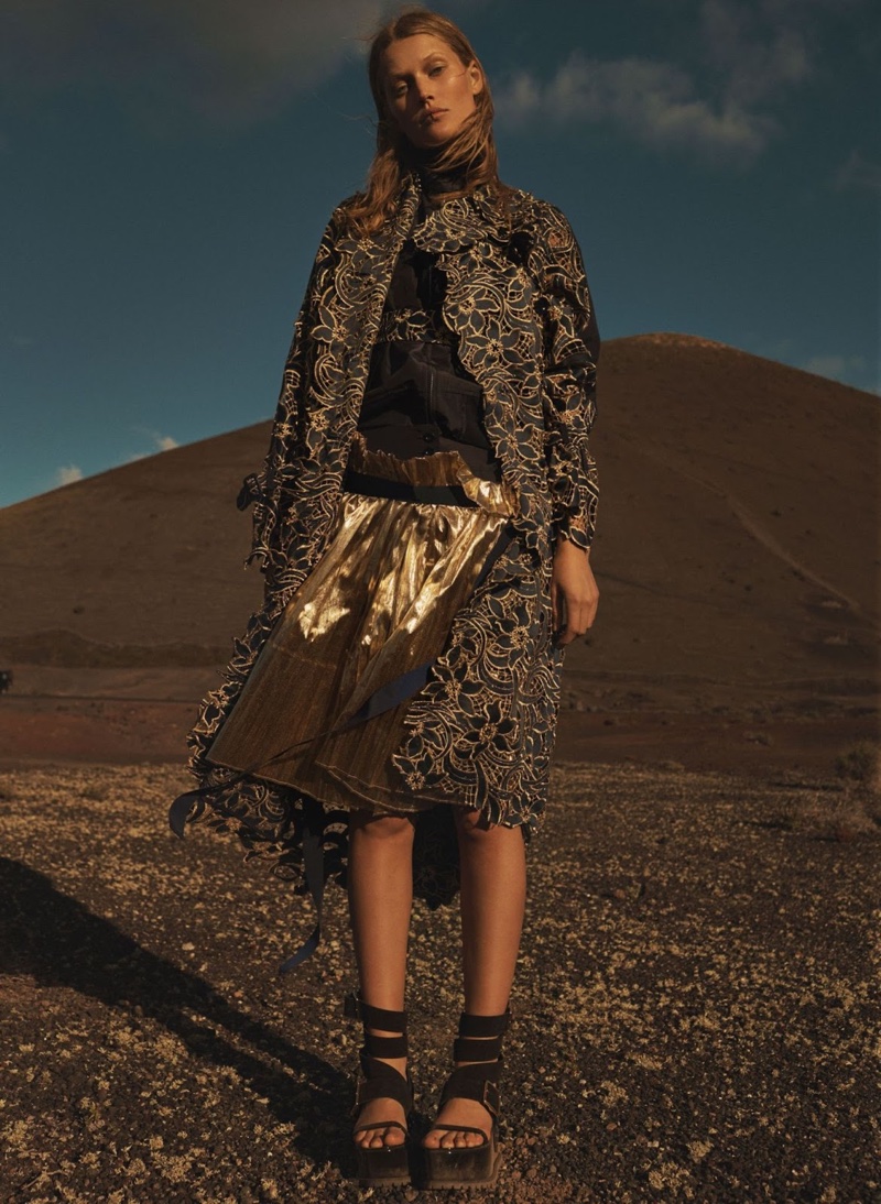 Toni Garrn Models Modern Looks for L’Express Styles Toni Garrn Models Modern Looks for L’Express Styles