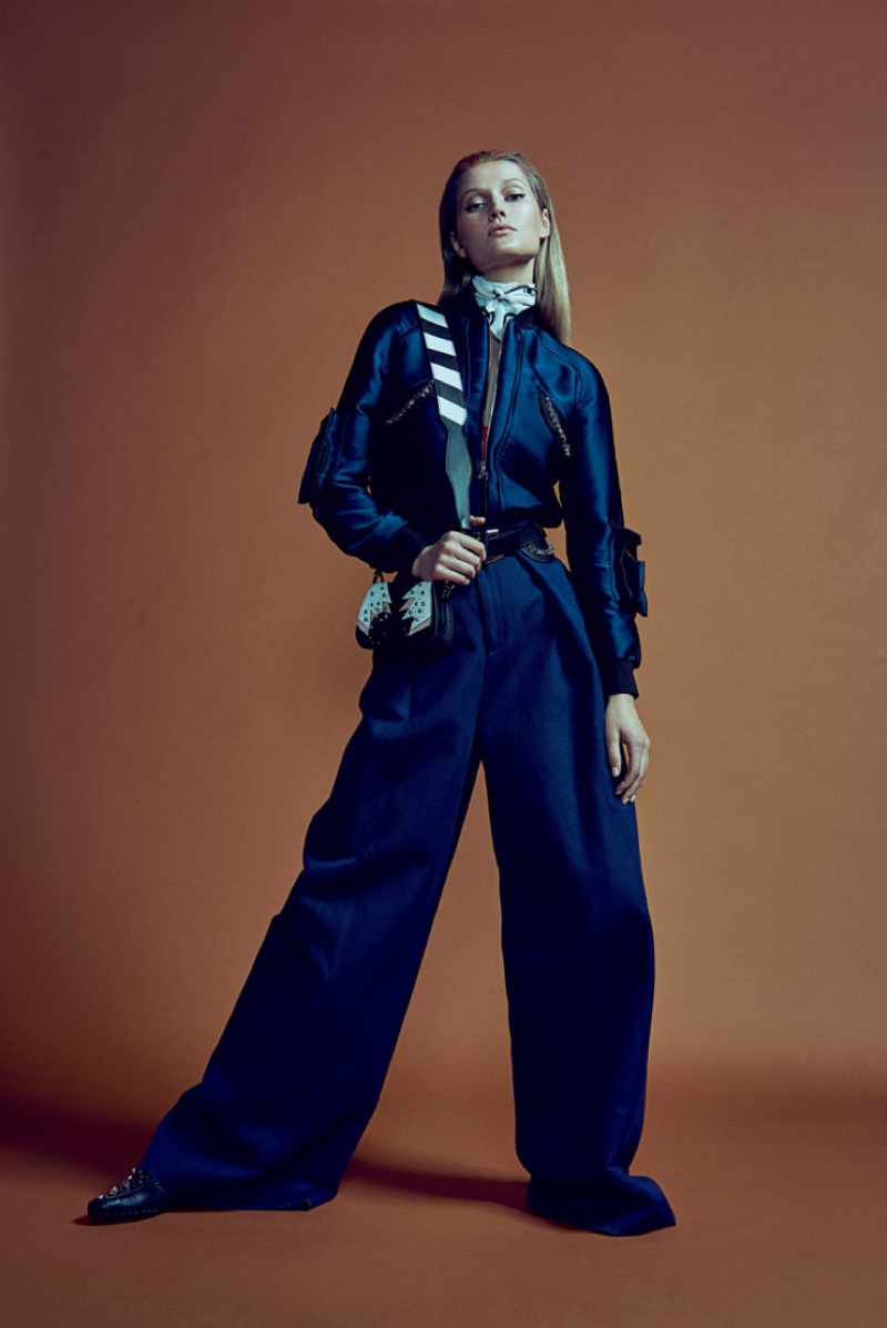 Toni Garrn suits up in a blue jacket and trousers from Tod's
