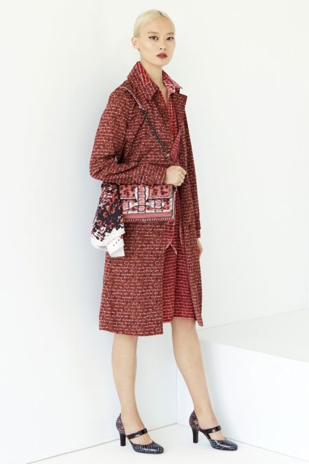 Bottega Veneta Focuses on Polished Pastels for Resort 2017