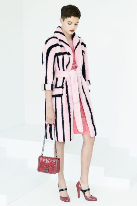 Bottega Veneta Focuses on Polished Pastels for Resort 2017