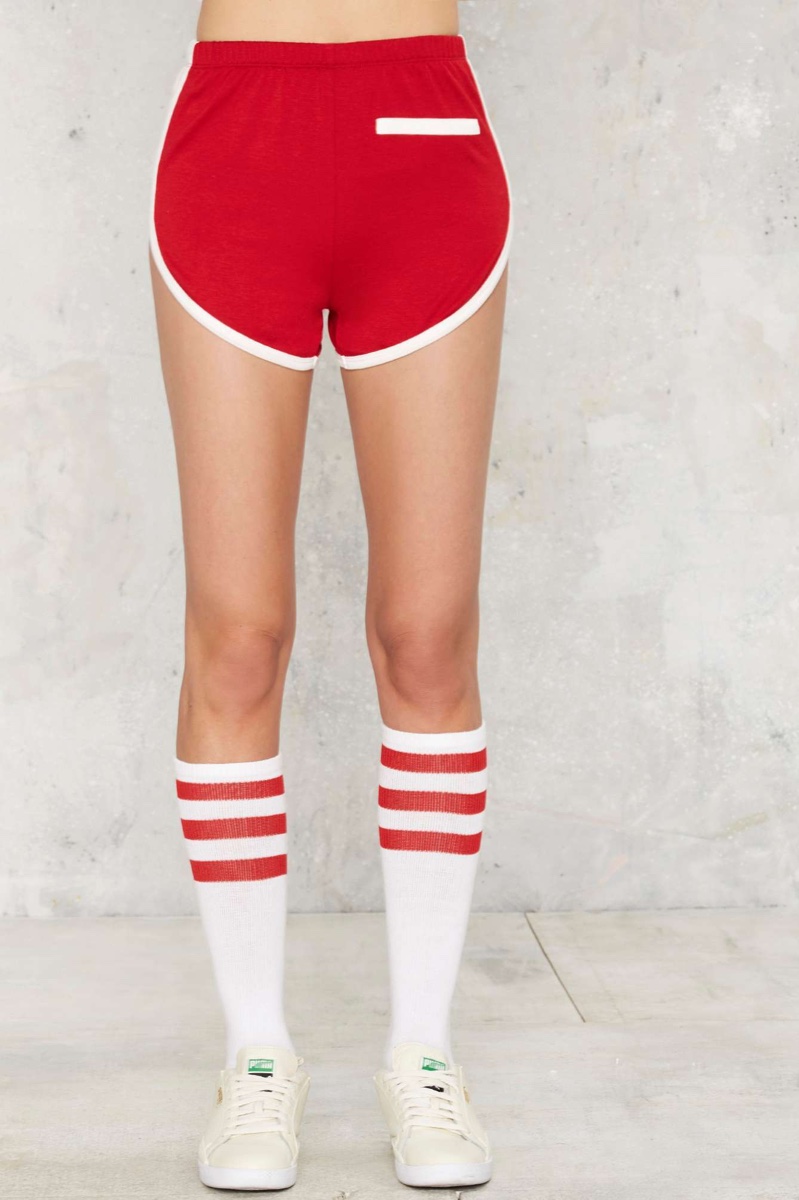 Camp Contrast Shorts in Red