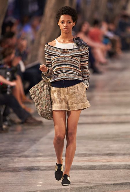 Chanel cruise hotsell 2017 bags