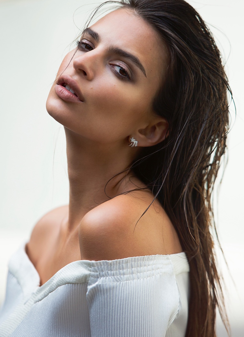 Emily Ratajkowski gets her closeup with Chanel Fine Jewelry earrings and Barbara Casasola dress