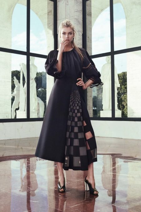 Fendi Turns Up the Graphics for Resort 2017