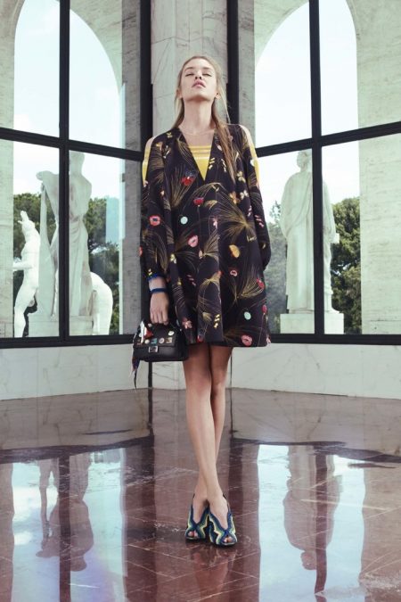 Fendi Turns Up the Graphics for Resort 2017