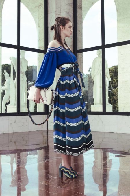 Fendi Turns Up the Graphics for Resort 2017