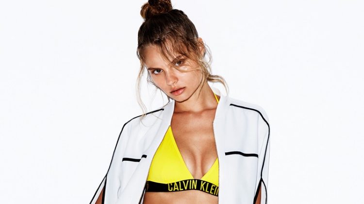 Magdalena Frackowiak Heats Up Summer Looks in S Moda Magdalena Frackowiak Heats Up Summer Looks in S Moda