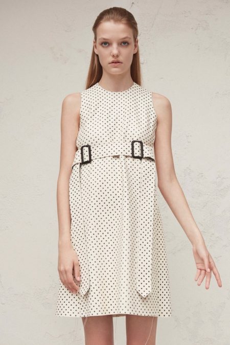 Calvin Klein Keeps It Light for Resort 2017