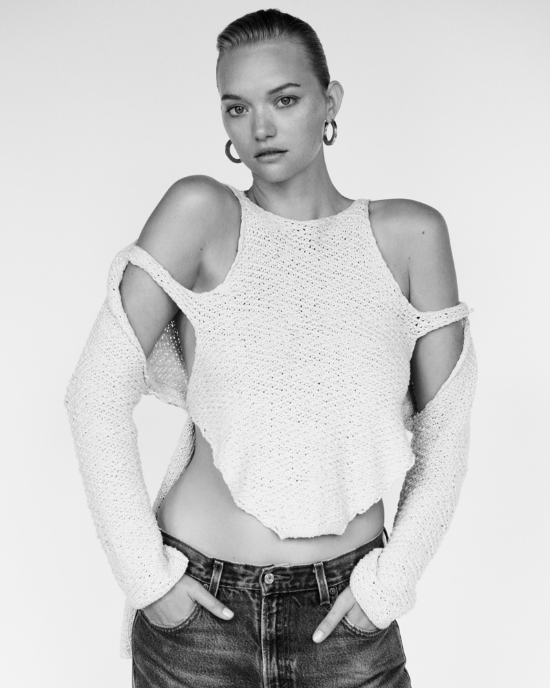Flaunting her shoulders, Gemma Ward wears cropped shirt with denim