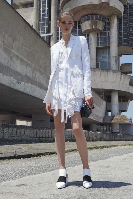Givenchy's Resort 2017 Line Heads to Naples