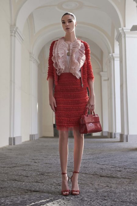 Givenchy's Resort 2017 Line Heads to Naples