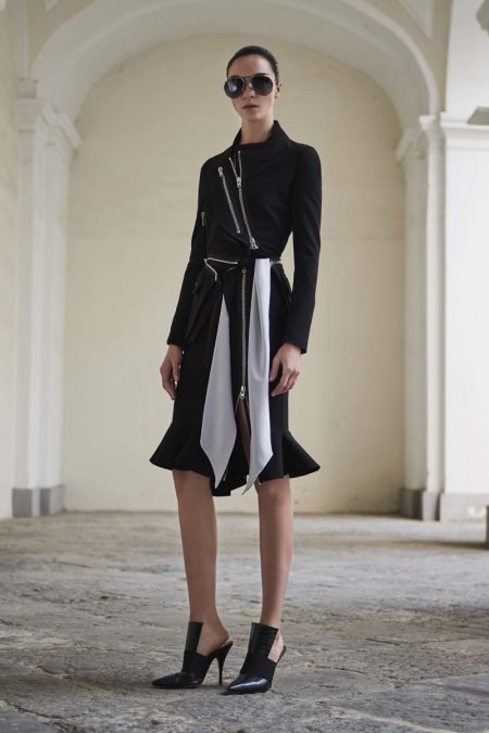 Givenchy's Resort 2017 Line Heads to Naples