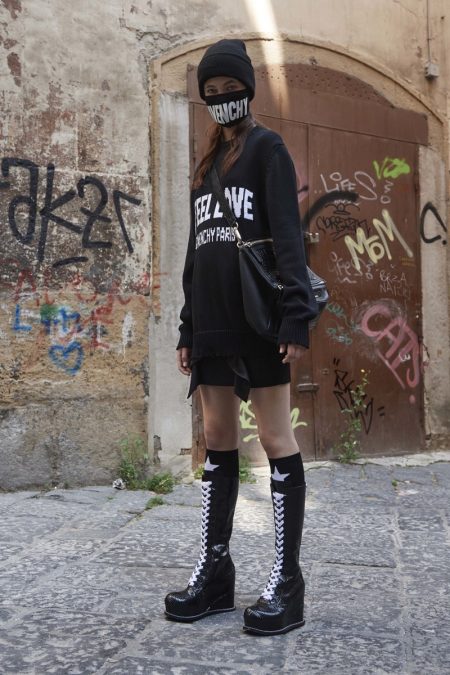 Givenchy's Resort 2017 Line Heads to Naples