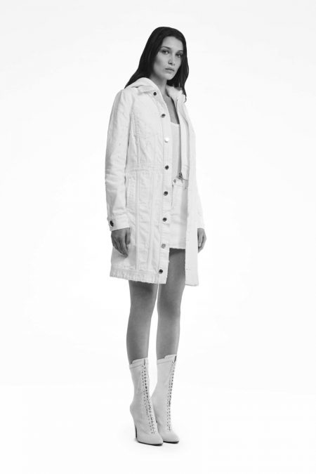 Givenchy's Resort 2017 Line Heads to Naples