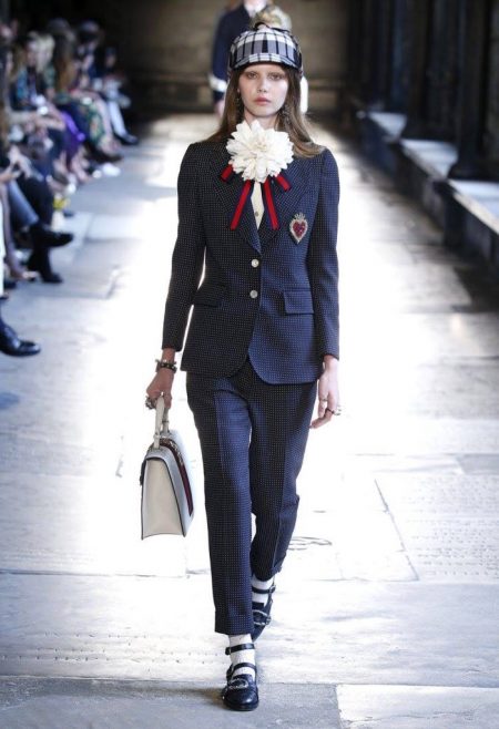 Gucci's Cruise 2017 Collection Takes On a London Spirit