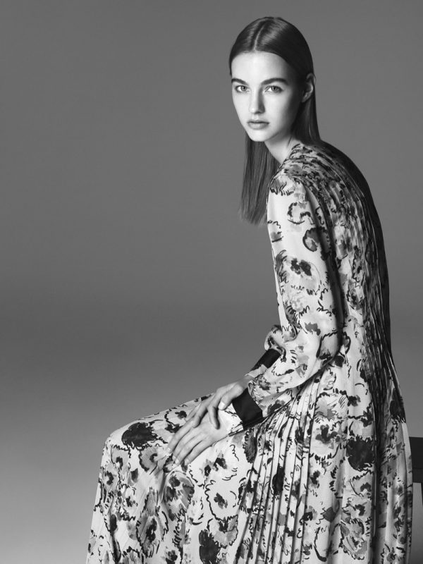 Giorgio Armani Goes Black & White for Fall '16 Campaign – Fashion Gone ...