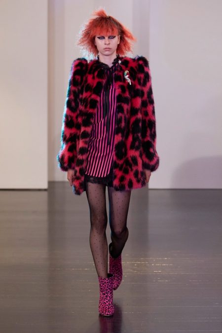 Marc Jacobs Takes on the Colorful 80's for Resort 2017