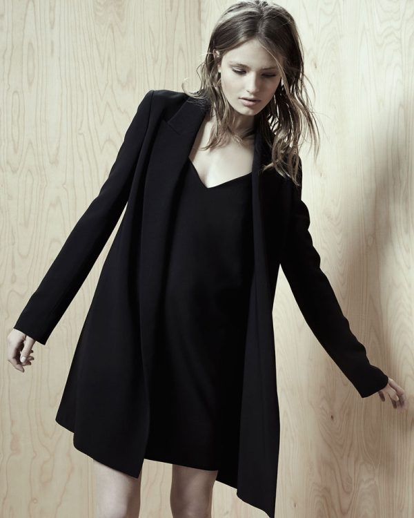 The Row Features Oversized Proportions for Pre-Fall 2016 Collection ...