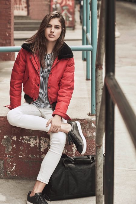 Shlomit Malka Poses in New York for Armani Exchange's Fall Ads Shlomit Malka Poses in New York for Armani Exchange's Fall Ads