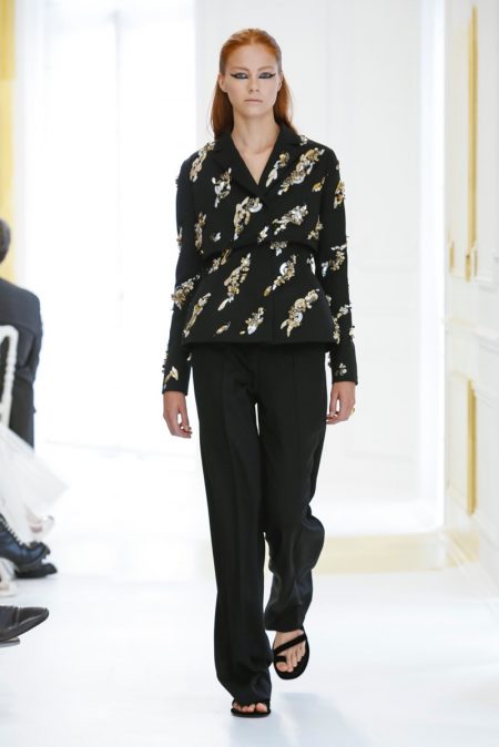 Dior Goes Relaxed for Fall 2016 Haute Couture