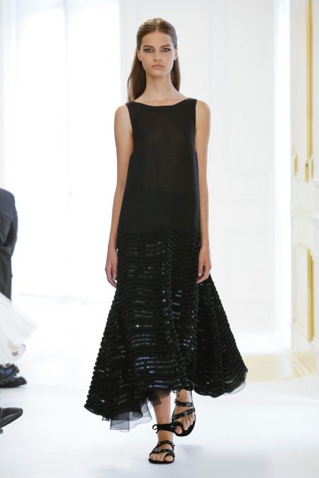 Dior Goes Relaxed for Fall 2016 Haute Couture