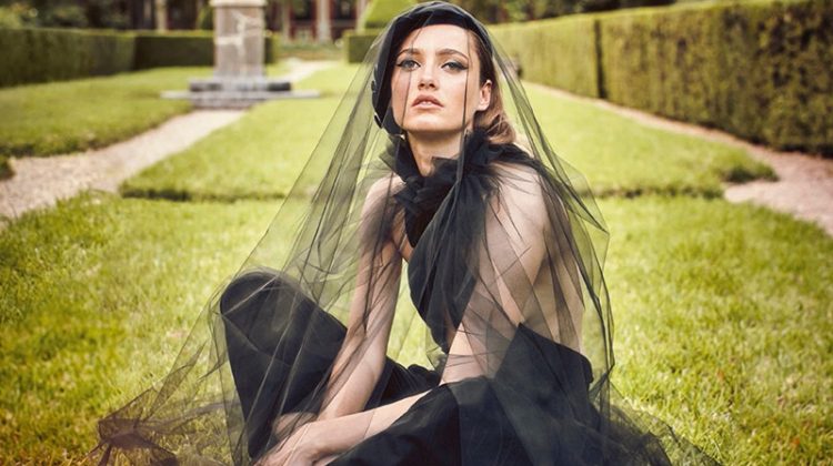Karmen Pedaru Poses in the Best of Fall for Harper's Bazaar Spain Karmen Pedaru Poses in the Best of Fall for Harper's Bazaar Spain