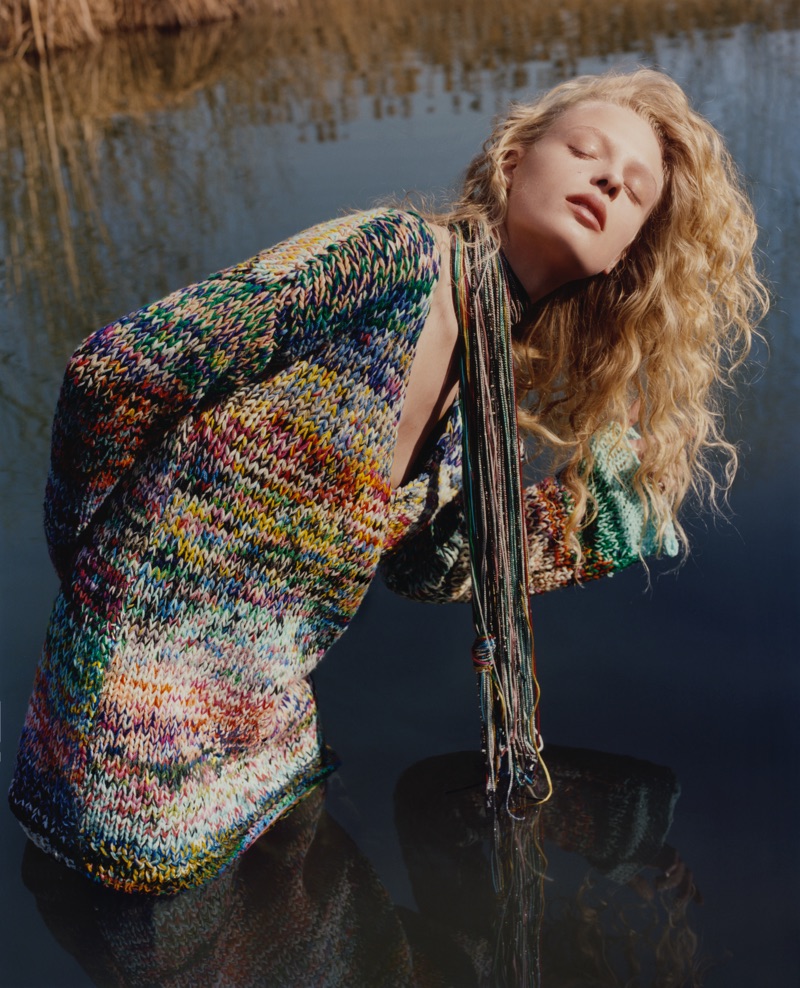 Missoni features its famous knitwear in fall-winter 2016 capaign