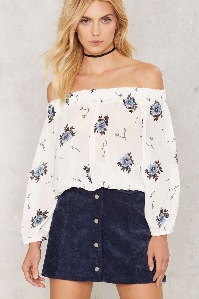 Nasty Gal Fallin' For You Floral Off-the-Shoulder Top