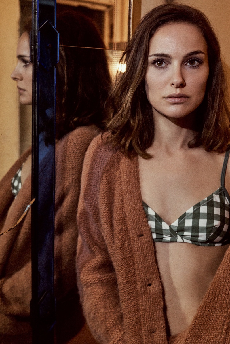 Natalie Portman cozies up in No. 6 cardigan with Solid & Striped gingham print bikini